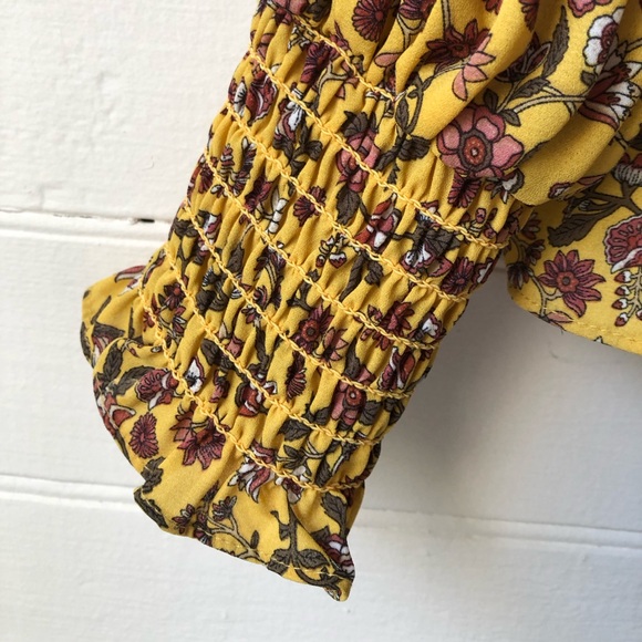 NEW Max Studio Yellow Floral Print Tie Neck Long Sleeve Release Pleat Blouse MED - Picture 9 of 12